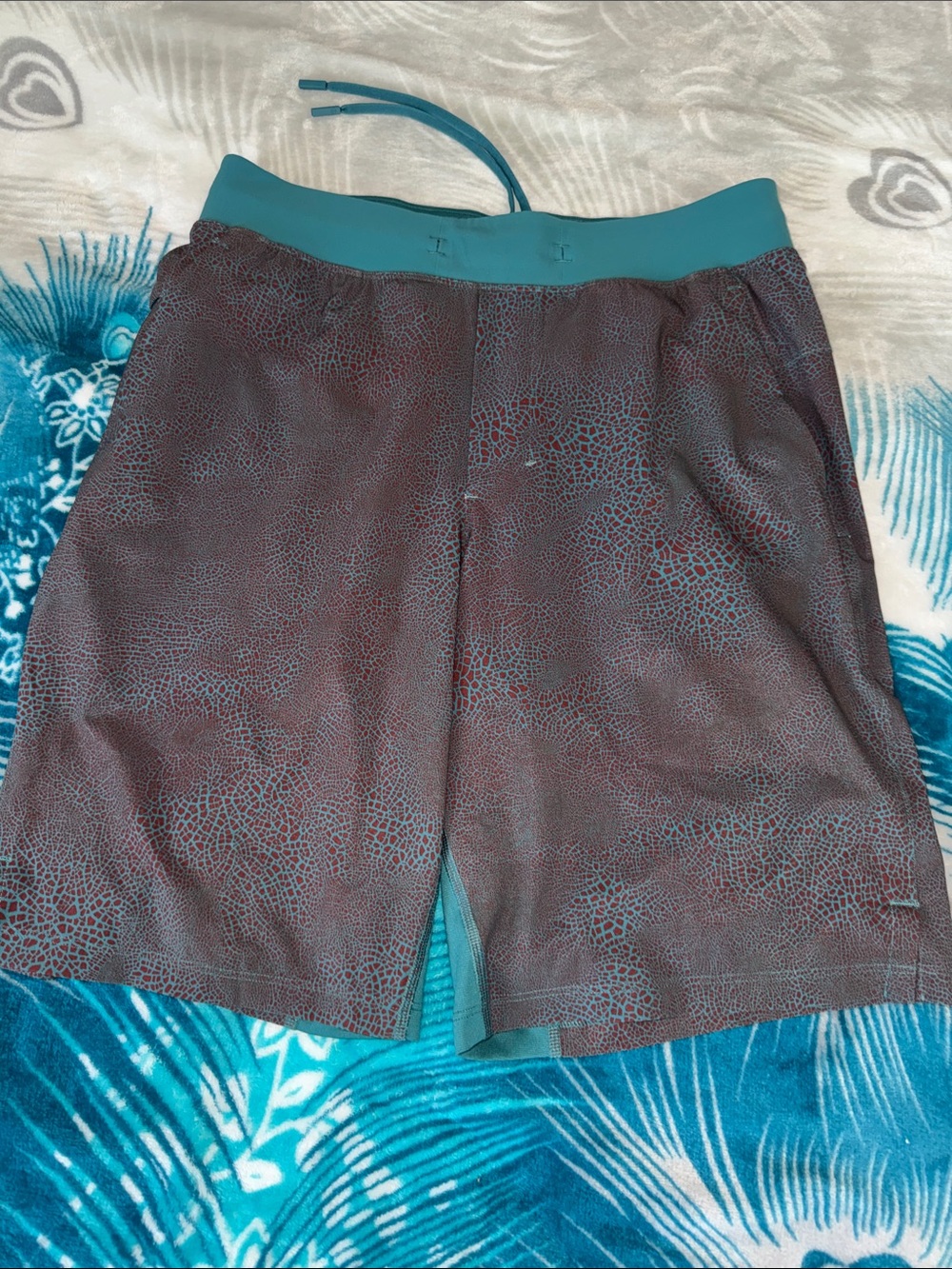 lululemon athletica Teal Waist Burgundy Mosaic-Print Athletic Shorts